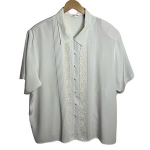 Vintage Sellecca Woman Short Sleeve Embroidered Button Down Blouse Women’s 20W